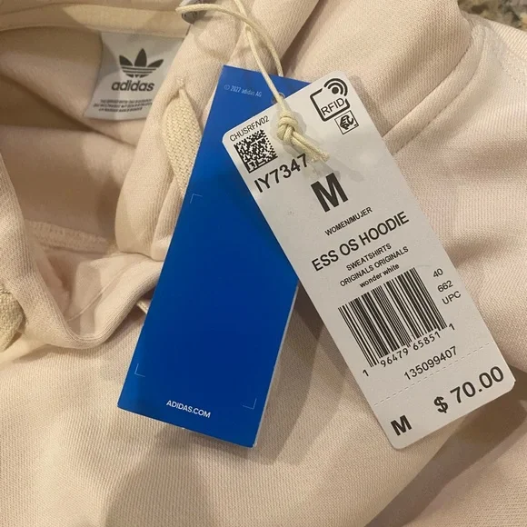 NWT - Women’s M
Adidas Originals Essentials Oversized Off-White Hoodie - Picture 5 of 8